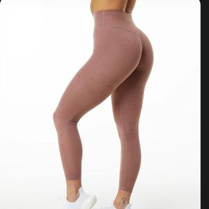 Alphalete Alphalux Wonder Legging 27” Dusty Rose Size small